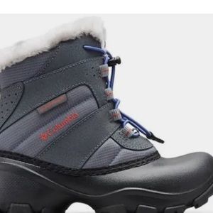 “COLUMBIA” Kids rope tow waterproof snow boots size 9